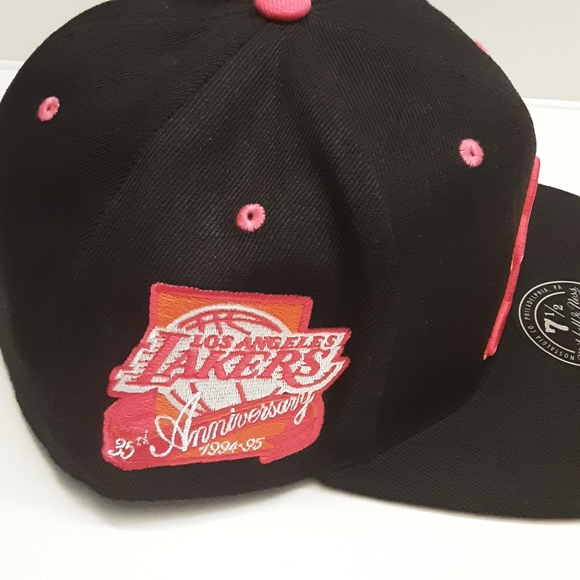 Los Angeles Lakers Mitchell & Ness x Lids 35th Anniversary HWC Fitted Hat - Picture 6 of 9
